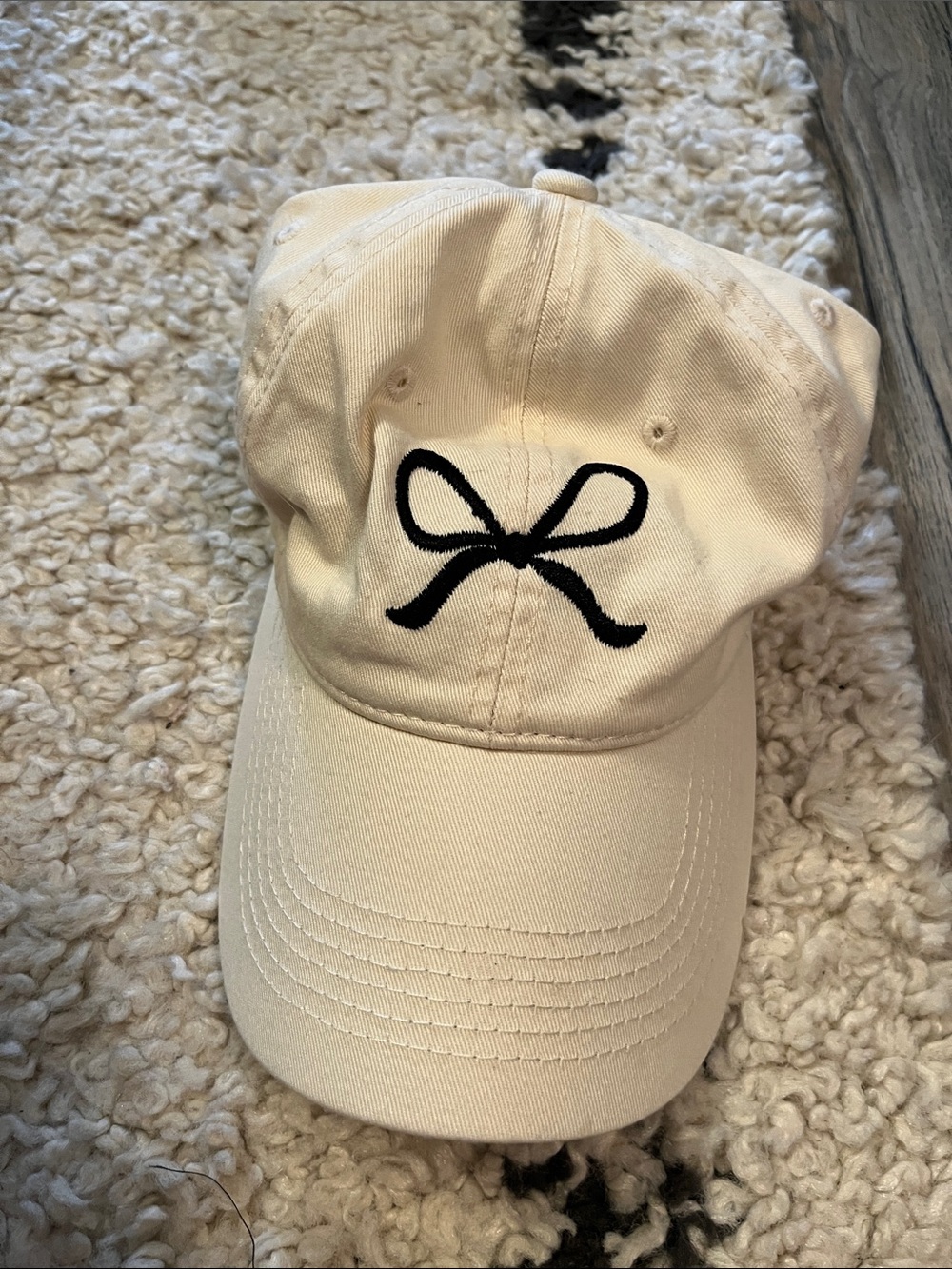 Womens Cream Baseball Cap with Black Bow Embroidery - Picture 1 of 2